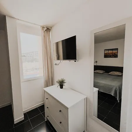 Cortijo Sunny Duplex With Heated Pool & Terrace In Playa De Las Americas Nyaraló